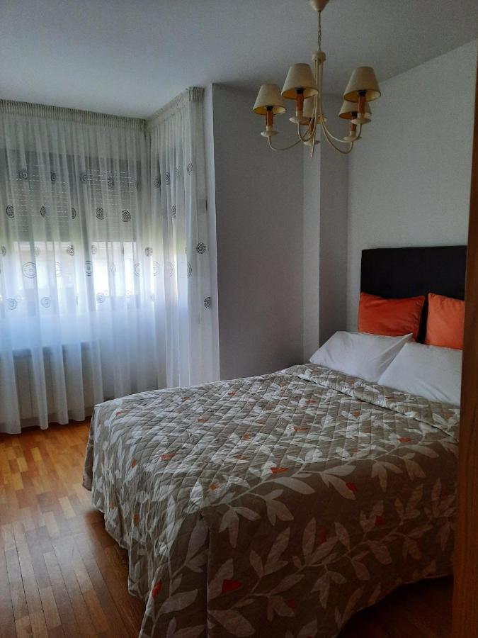 Apartamento Bulevar Burgos Exterior foto