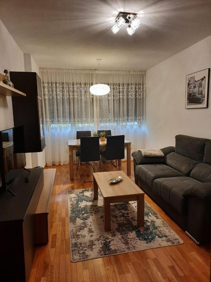 Apartamento Bulevar Burgos Exterior foto